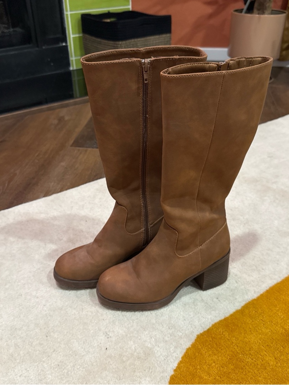 Women’s Tall Brown Mid-Heel Boots
